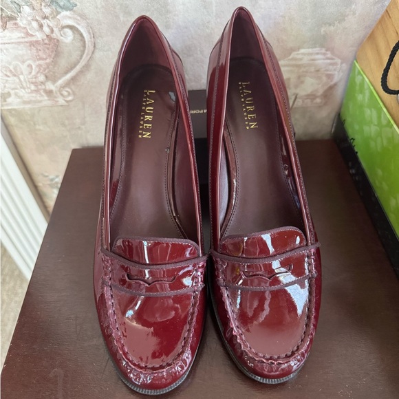 RALPH LAUREN PATENT LEATHER PENNY LOAFERS BURGUNDY SIZE 11B - Picture 2 of 8